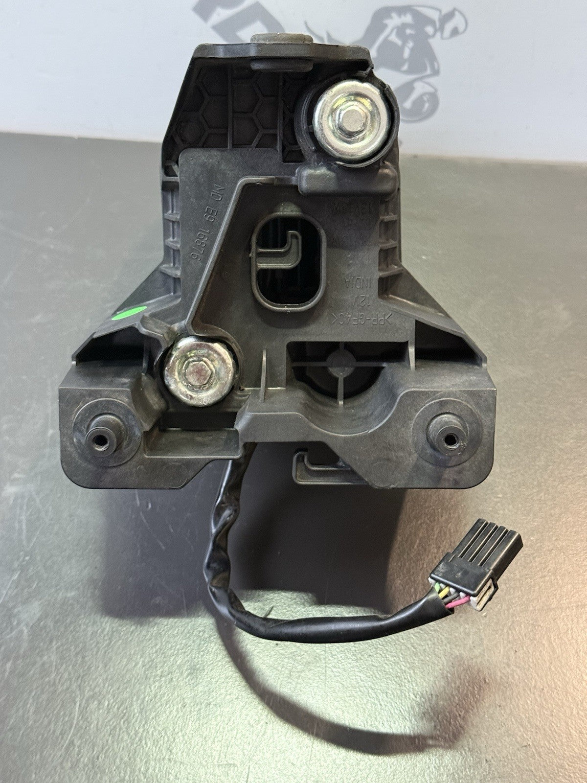 57e8220f-2420-45fc-b541-1f2434f06189