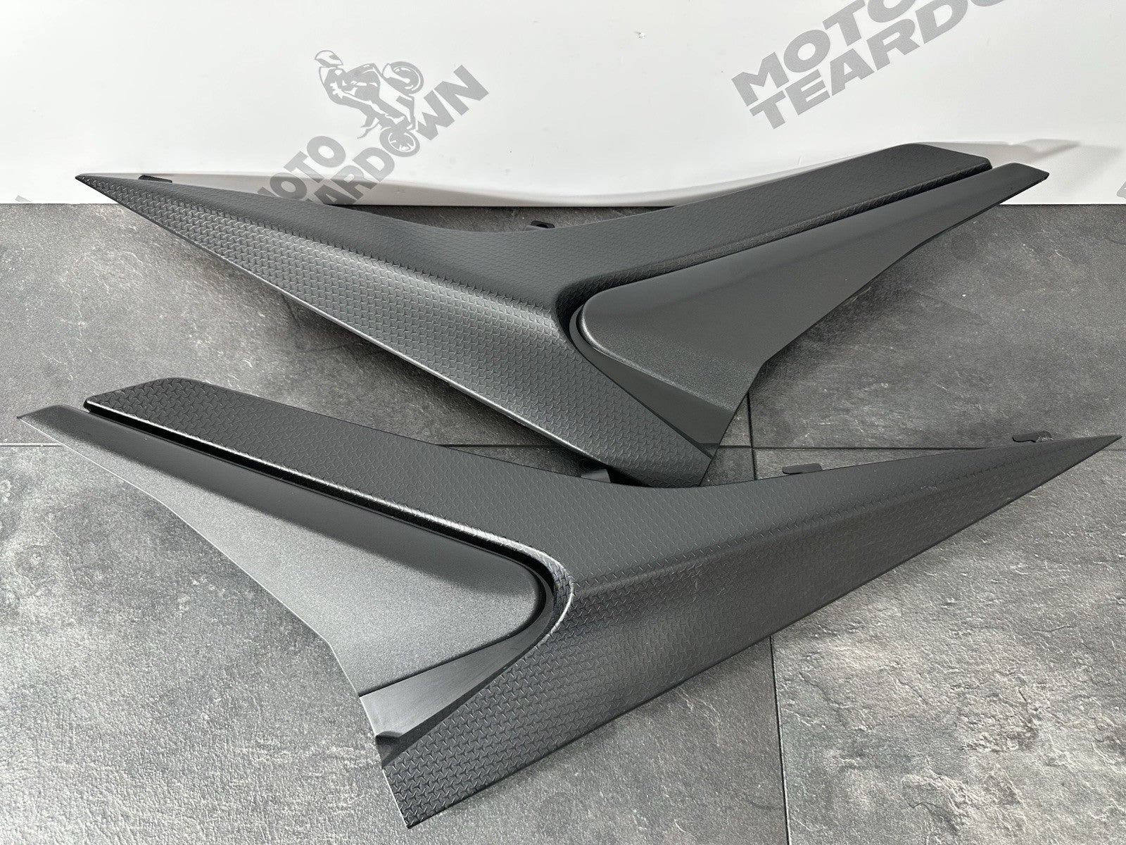 Aprilia RS660 2021 Side Fairings Tank Fairing Panel 6220 Miles 2022-2025 OEM