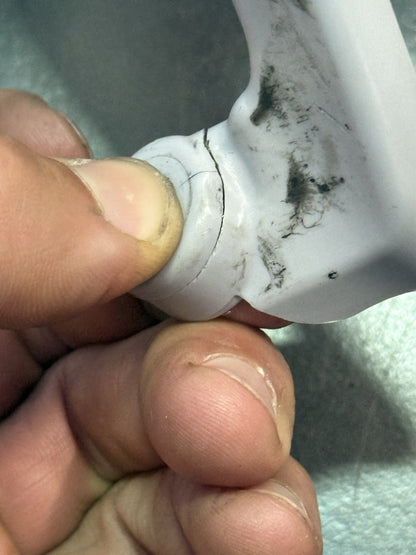 b5d27ac6-8ead-4e3b-98f0-35293a25ddd6