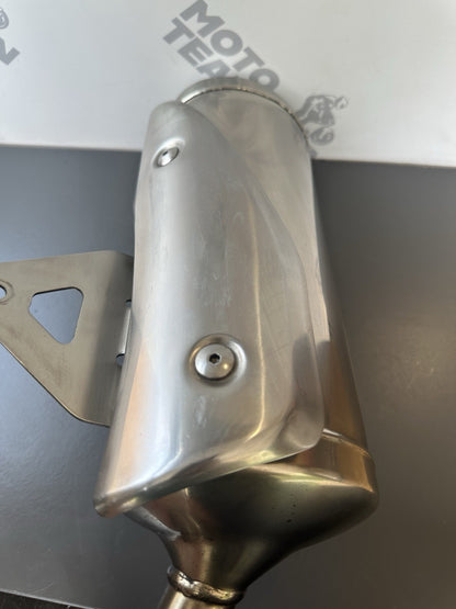 TRIUMPH STREET TRIPLE 675 LEFT EXHAUST SILENCER 2007 - 2011 2200832 LT EXHAUST