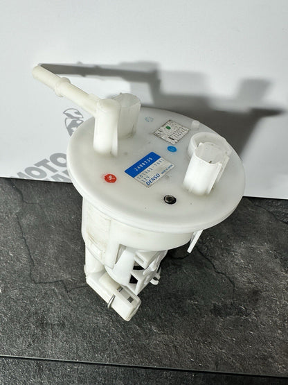 Triumph Street Triple 765 RS 2018 Fuel Pump Petrol Pump 15244m 2017-2020 UK ONLY