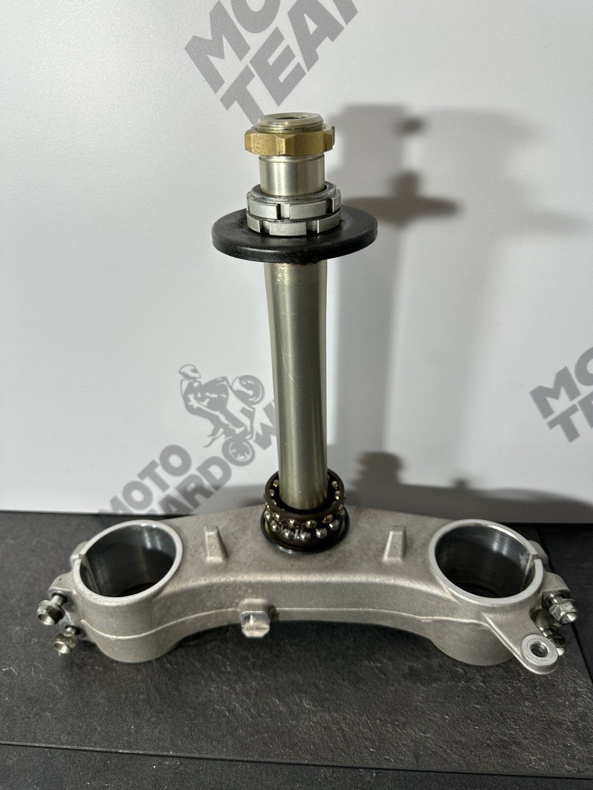Suzuki GSXR 1000 2014 Lower Yoke Bottom Yoke Bearings 22774 Miles 2009-2016 OEM