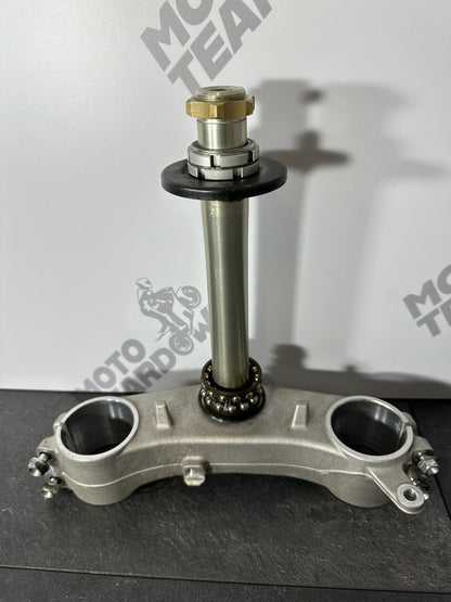 Suzuki GSXR 1000 2014 Lower Yoke Bottom Yoke Bearings 22774 Miles 2009-2016 OEM