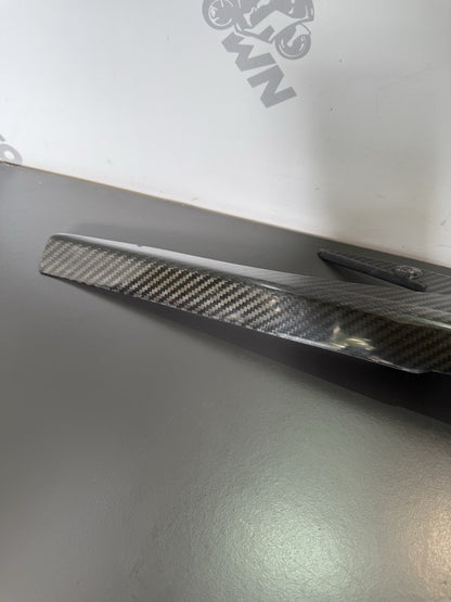 b6519d80-0c5c-40ed-9006-01f1f3e9e244