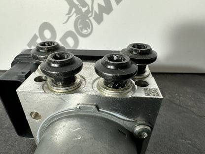 Yamaha R7 690 2024 ABS Pump Brake Actuator ADVICS 1784 Miles 2022 2023 OEM