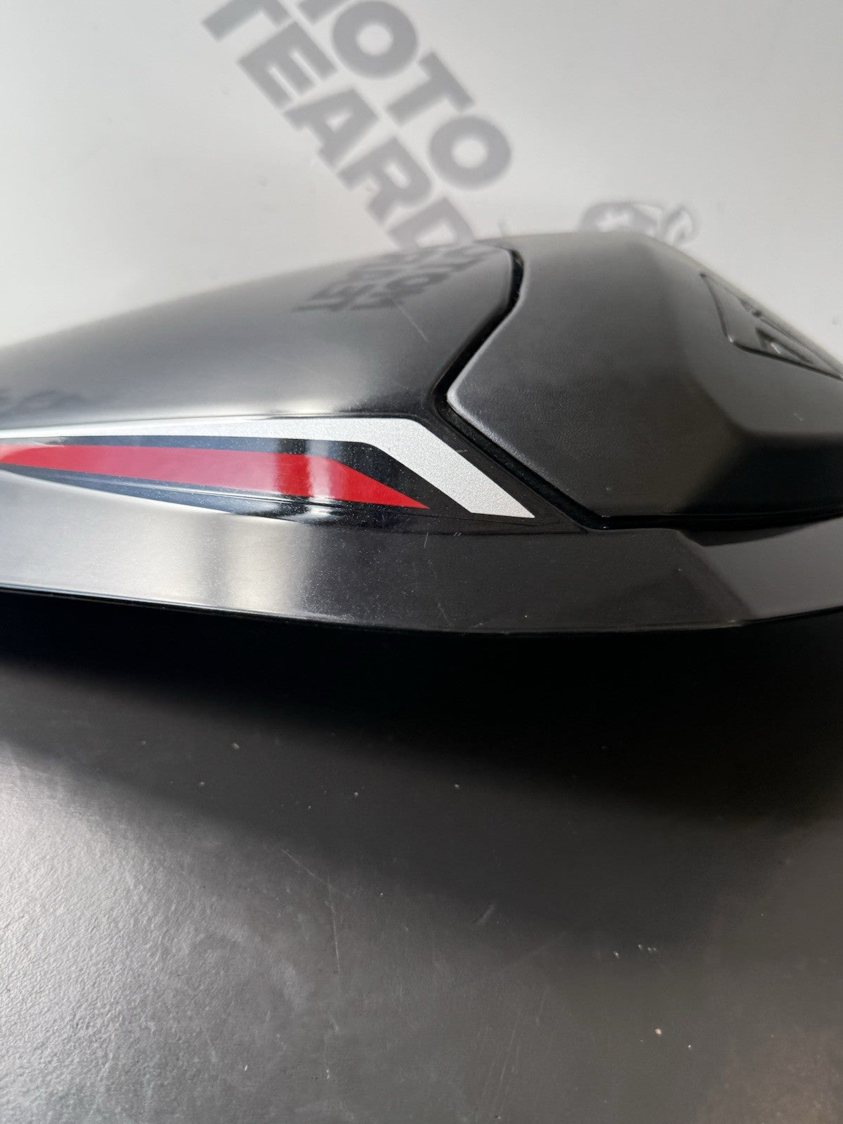 1e052506-2717-40a0-88f6-f8454020ca2c