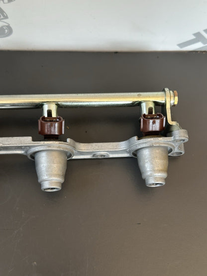 HONDA CBR1000RR Fuel Injectors 2004 2005 RR4 RR5 Honda CBR1000RR Fuel Injectors