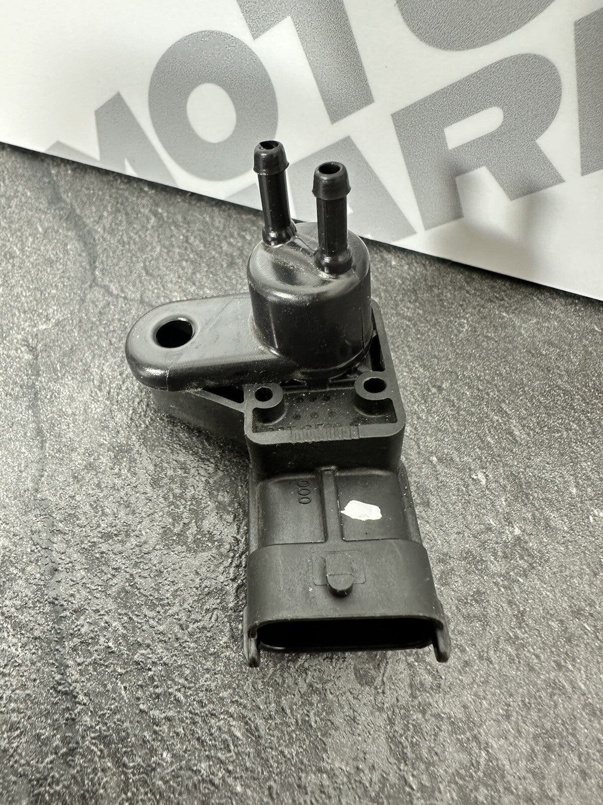 Aprilia Tuono V4 1100 Factory 2020 BOSCH Air Flow Sensor 6889 Miles OEM 2019