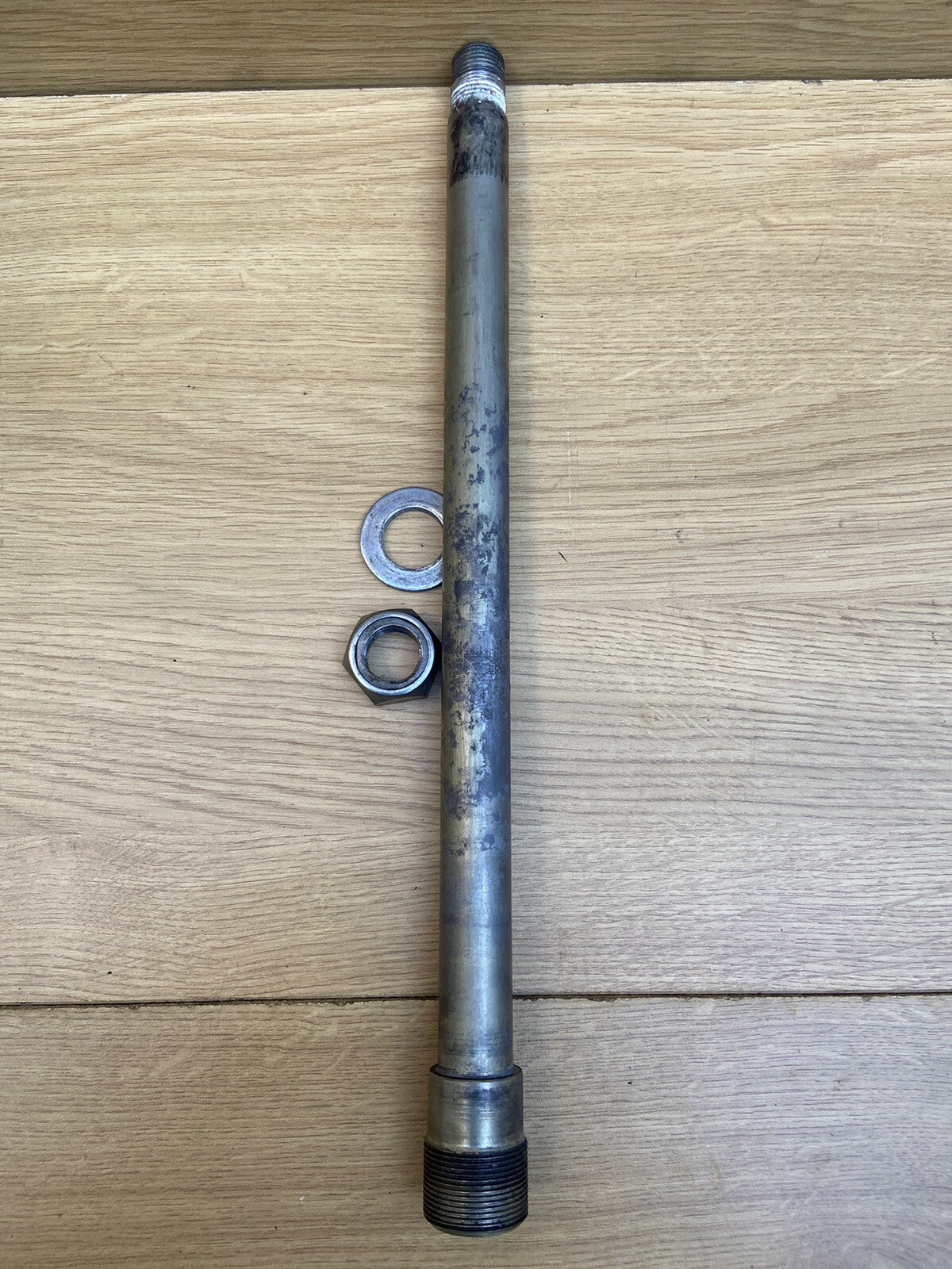 BMW S1000R 2015 swingarm arm spindle pivot axle Swing Arm Spindle S1000R Spindle