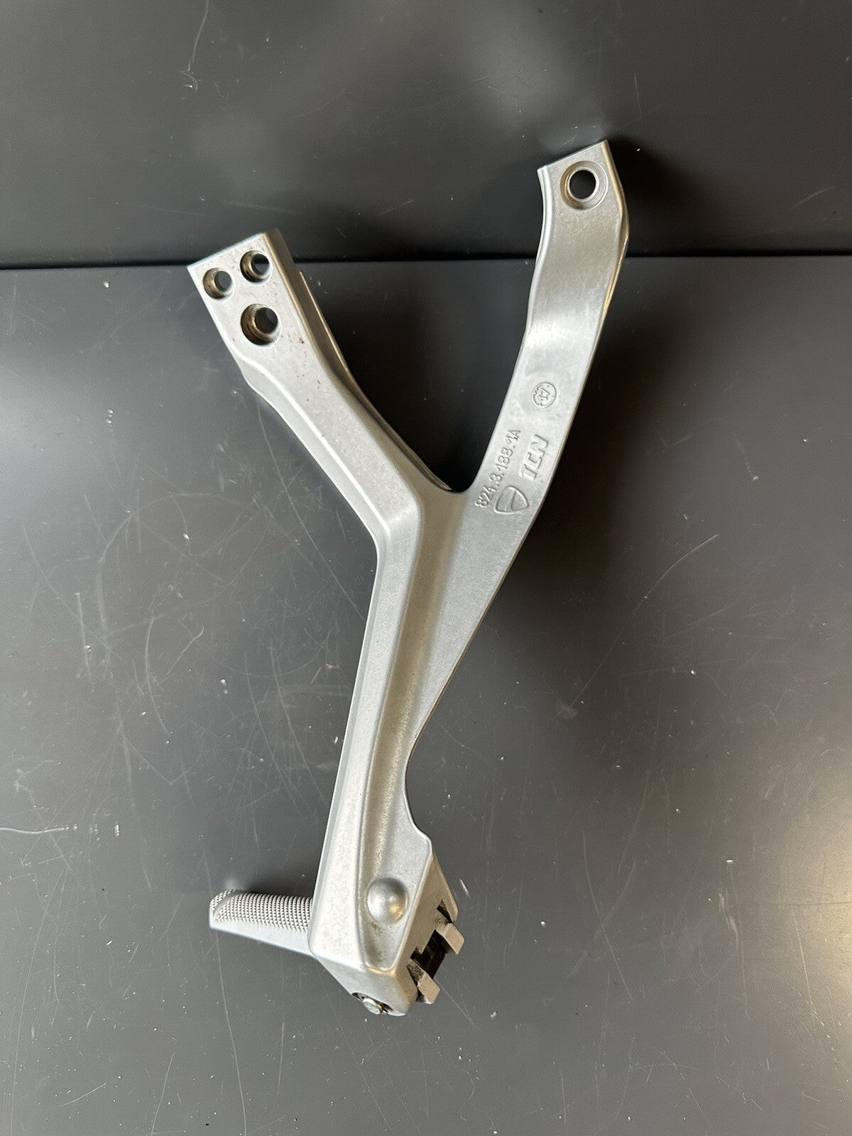 DUCATI PANIGALE 899 959 L/H Footrest Hanger Left Pillion 82431881A 2016-2019 OEM