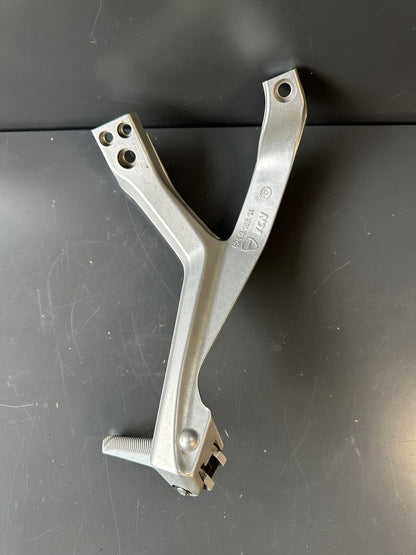 DUCATI PANIGALE 899 959 L/H Footrest Hanger Left Pillion 82431881A 2016-2019 OEM