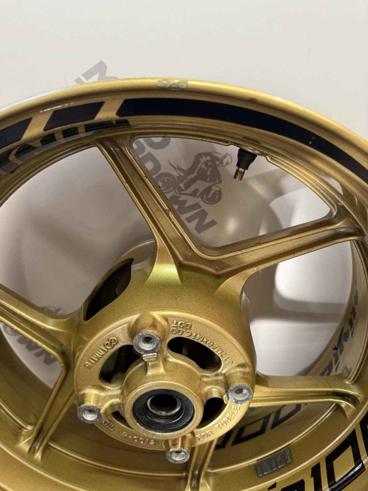 a6a45c6d-680c-490e-b73b-4253459077ef