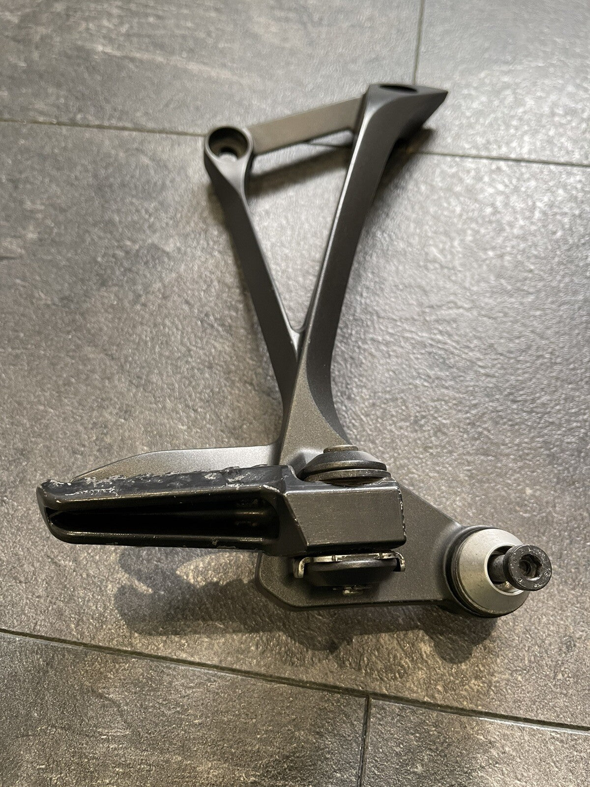 Kawasaki Ninja ZX10R 2016 Right Pillion Footrest Exhaust Hanger 2017-2020 18266m