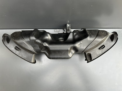 Yamaha R1 14B Big Bang 2009-2014 Ram Air Scoop Centre Duct + Rubber Inserts