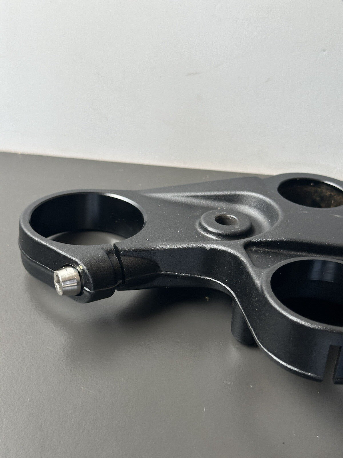 Aprilia Tuono V4 1100 Factory Top Yoke Upper Yoke Fork Clamp Top Clamp OEM 2017