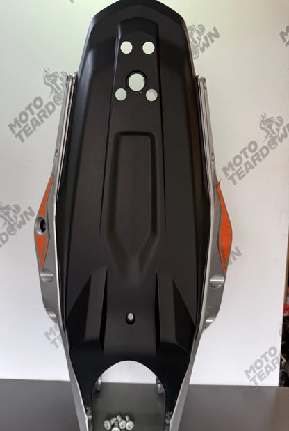 0cc2db79-f888-4c50-9b6a-7e497828e830