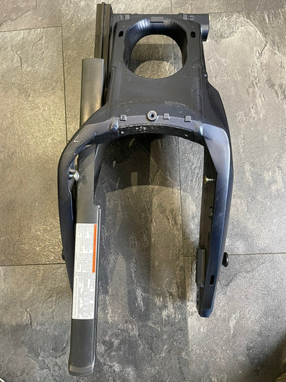 Suzuki GSXR 750 2013 L3 Swingarm Swinging Arm GSXR 600 2011-2018 L1-L8