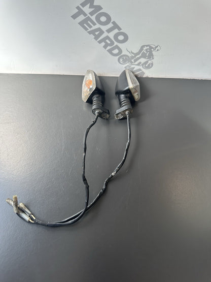 TRIUMPH STREET TRIPLE 675R Rear Indicators Left Right Indicators SPARES REPAIRS
