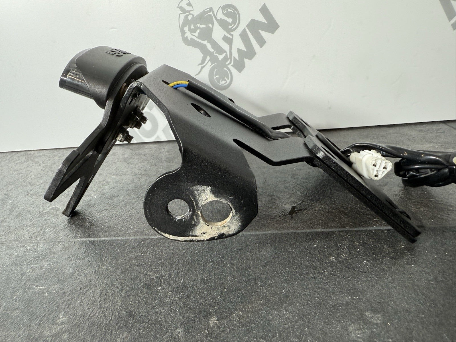 7a913db6-f9f5-4fd8-b484-cb630f46162c