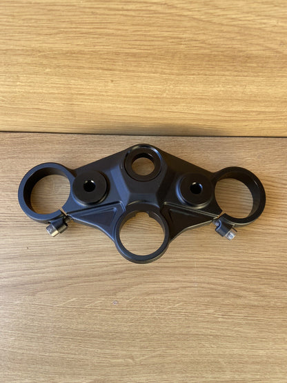 Triumph 765RS 765 Street triple Genuine top yoke, triple clamp 2041726 OEM