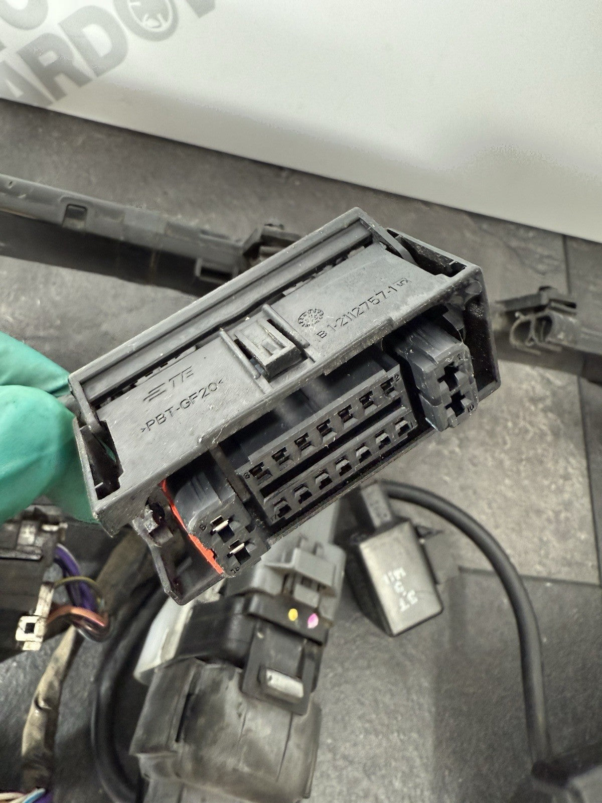 da5805e1-43a2-426c-b197-734c9b8cdb78