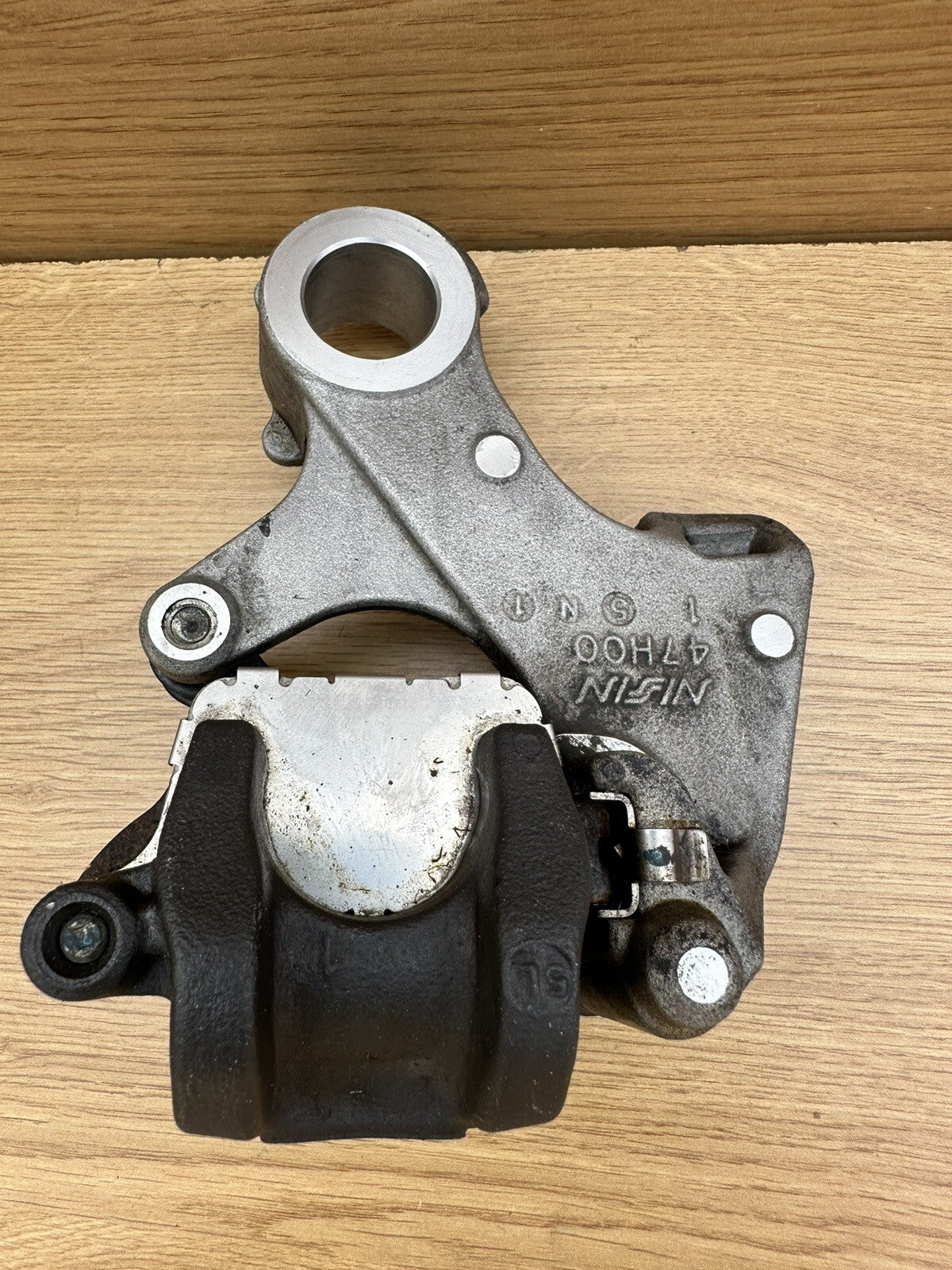 Suzuki GSXR600 GSXR750 Rear brake caliper Complete 2011 - 2017 L1-L7 OEM