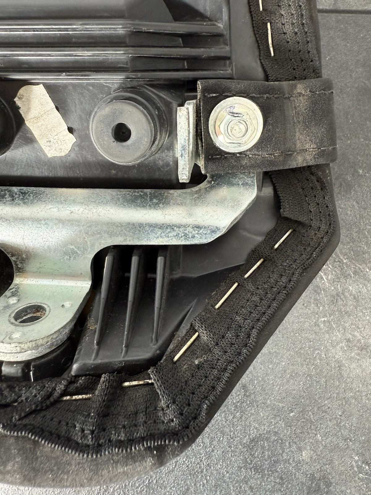 Yamaha YZF R125 R 125 2014 Seat Pillion Seat Rear Seat 26983 Miles 2008-2018 OEM