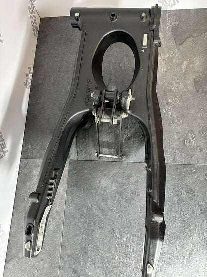 Triumph Street Triple 765 RS 2018 Swingarm Swinging Arm 15244m 2017-2020 OEM
