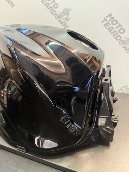 b1693eb5-12de-4422-a851-aa96b8312221