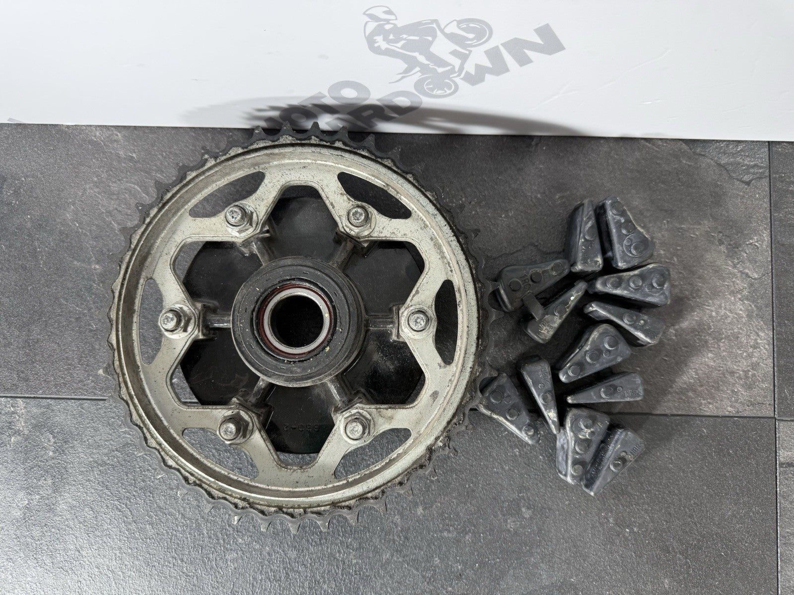 efb0859d-7c25-44c9-85ec-681270d32362