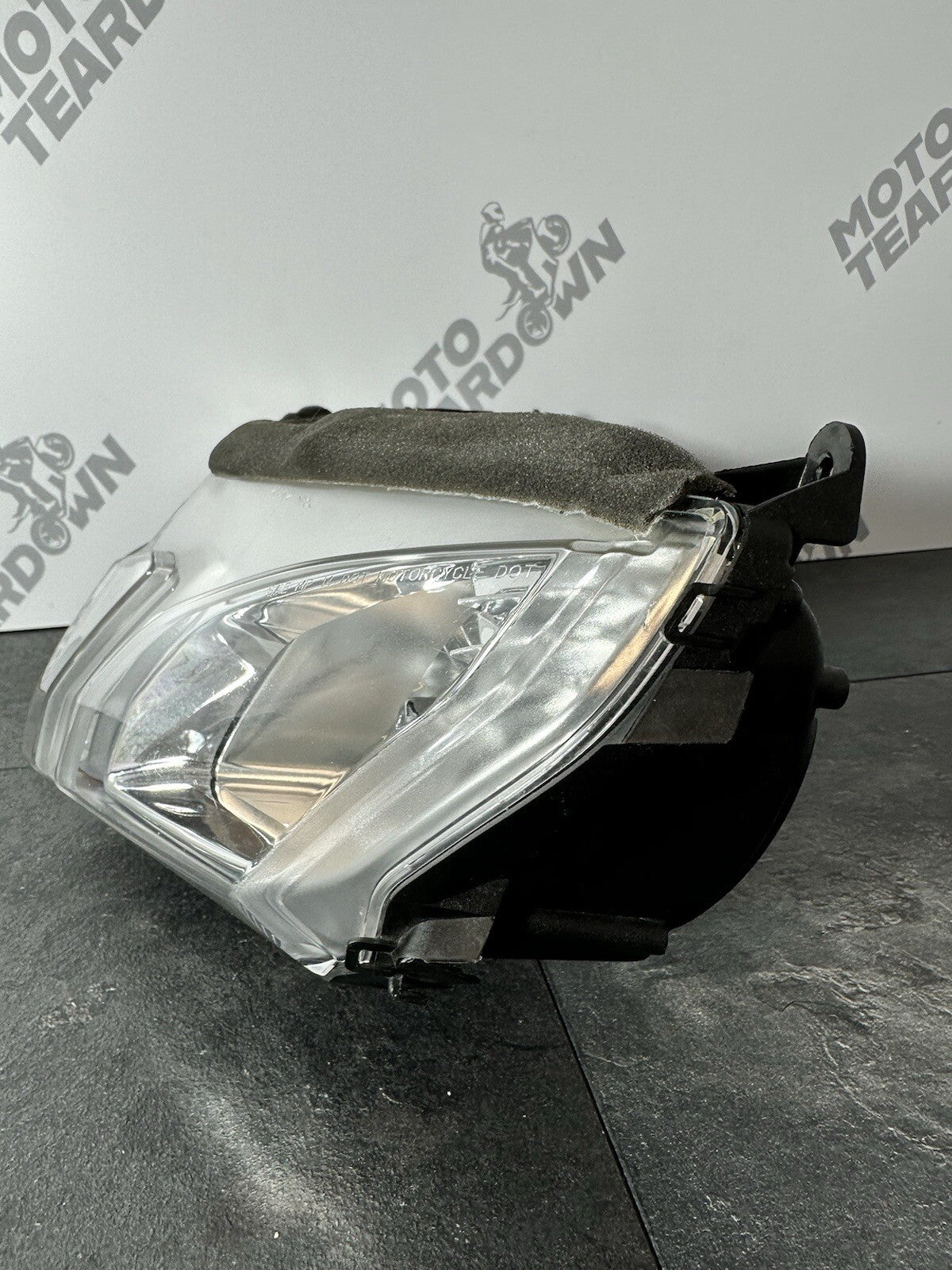 Aprilia RSV4 RF 1000 2016 Headlight Assembly Light Cluster 2015-2020 OEM Tuono
