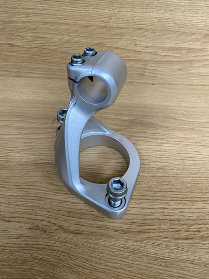 DUCATI SUPERSPORT HANDLEBAR RISER RIGHT CLIP ON 2019 Supersport Right Clip On