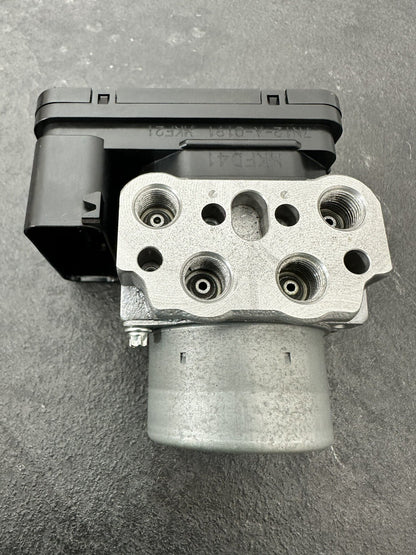 Honda Fireblade CBR1000RR 2019 NISSIN ABS Pump Module 2017 2018 4000 Miles OEM