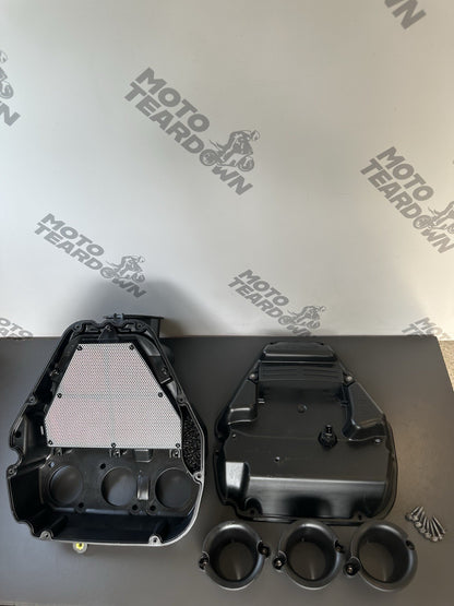 Triumph STREET TRIPLE 675 Airbox 2007-2011 Triumph Street Triple 675 Air Box OEM