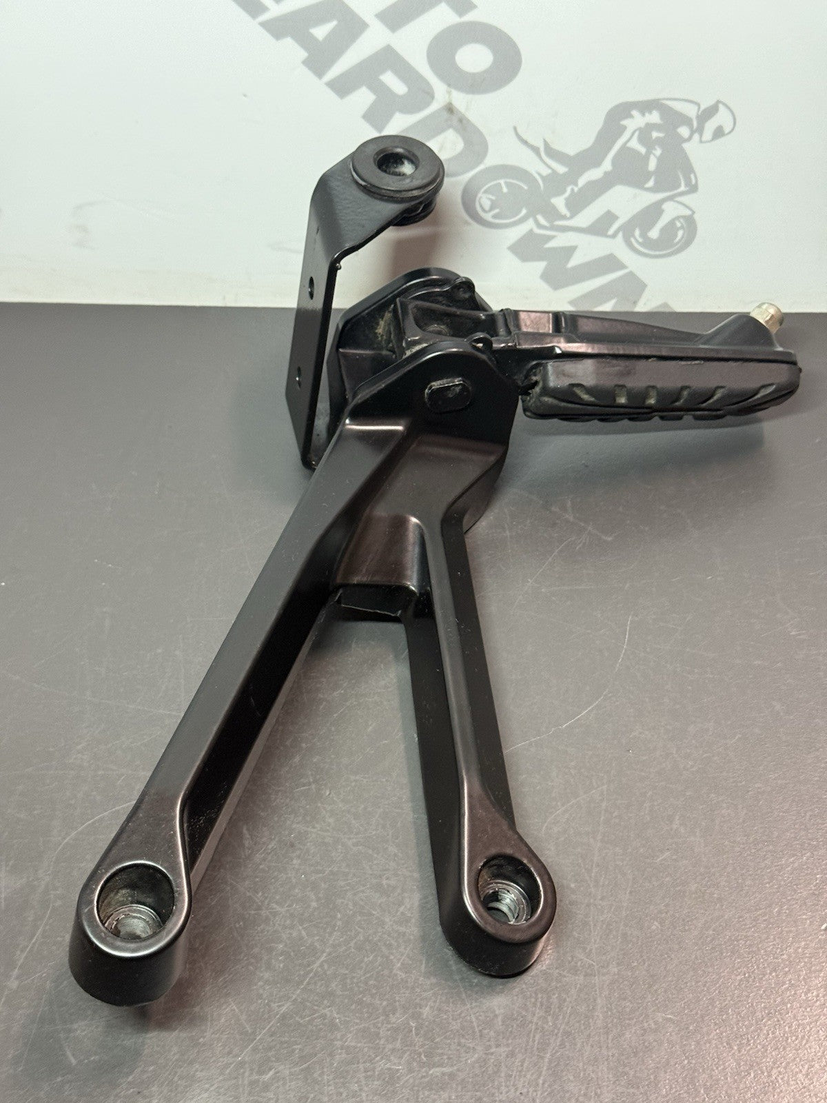 12e21e17-52c6-488b-bc42-a60e73fe30fd