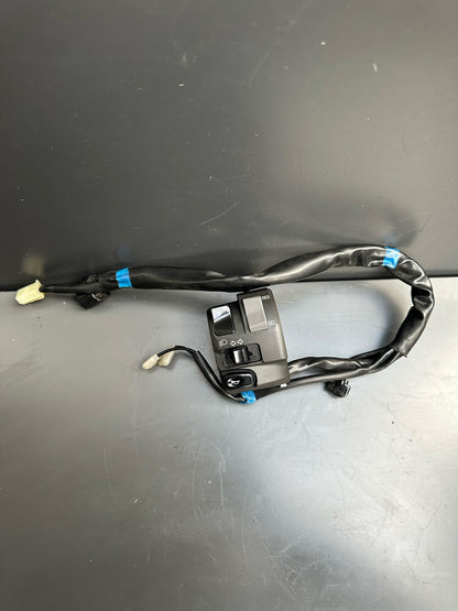 Yamaha Yzf R7 Yzf690 2022 - 2023 Left Side Switchgear R7 Left Switch OEM