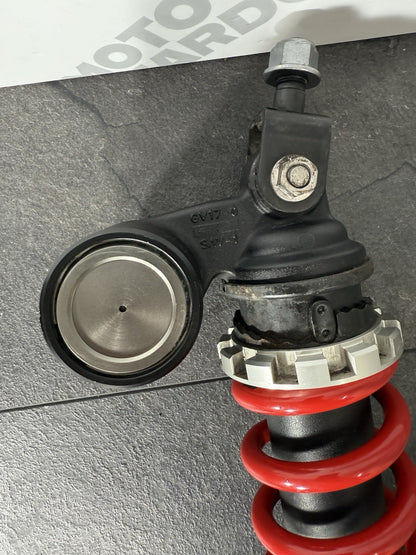 81055e33-d11e-42c4-8645-ec0b89fe4871