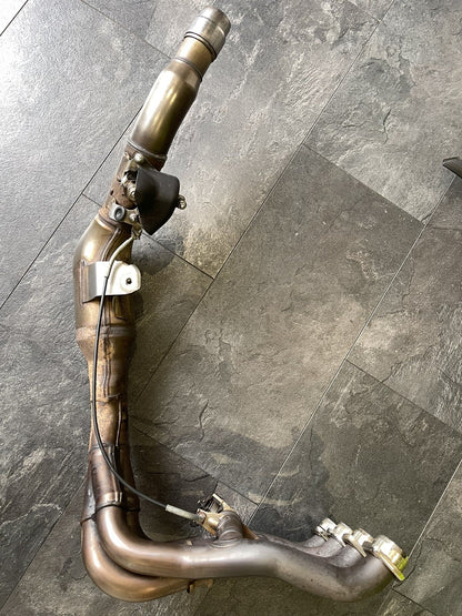 Suzuki GSXR 1000 2017 Downpipes Exhaust Cat 2018 AL7 2017-22 Only 5129 Miles