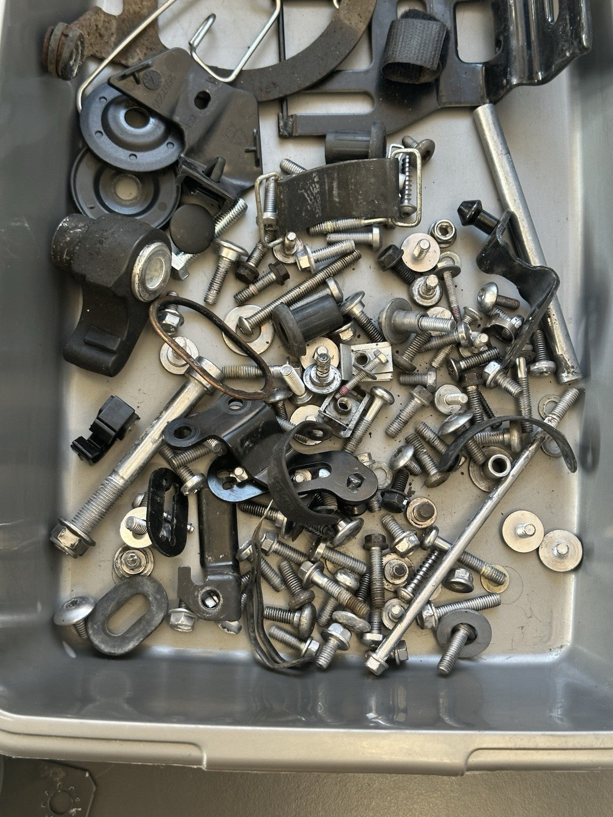 TRIUMPH SPEED TRIPLE 1050 2011-2015 NUTS BOLTS SPARES Job Lot Bolts 1050 Job Lot