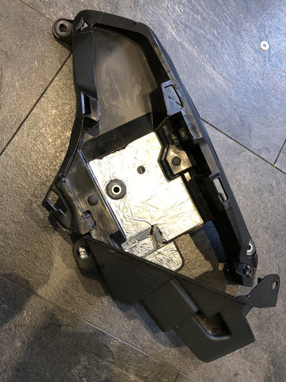 Yamaha MT10 SP 2018 Left Side Fairing ECU Holder Bracket Only 5800 Miles R1 2CR