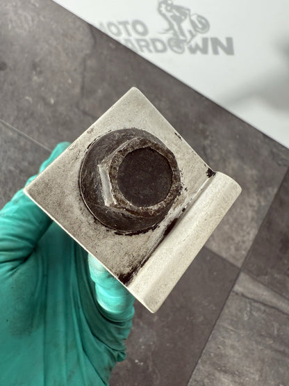 Yamaha YZF R125 R 125 2014 Rear Spindle & Spacers 26983 Miles 2008-2018 OEM