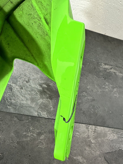 Kawasaki ZX6R 636 ABS 2016 Front Mudguard Fender *CRACKED* 8655m 2013-2015 OEM