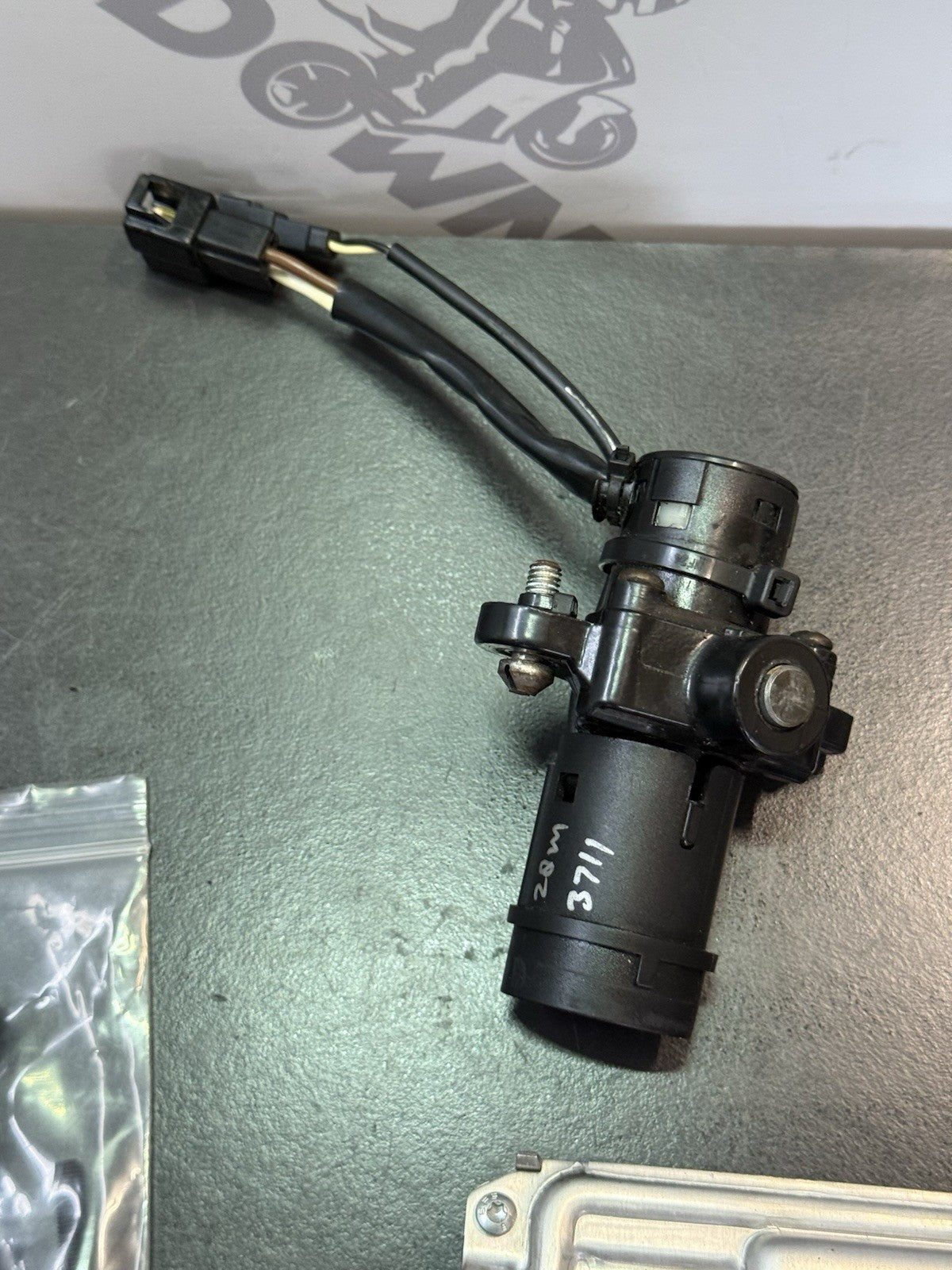 d583fa29-e3b2-41aa-9774-9a9424057ae5