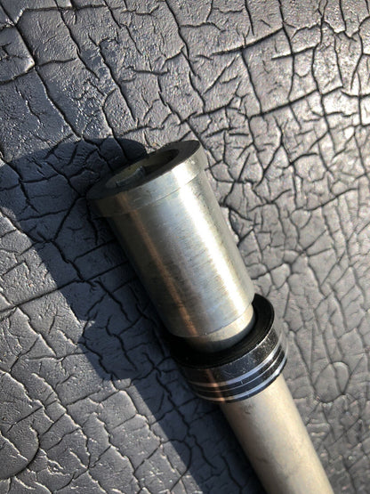 Kawasaki Z1000R Z1000 Front Wheel Spindle Bolt Only 7317 Miles 2018 OEM