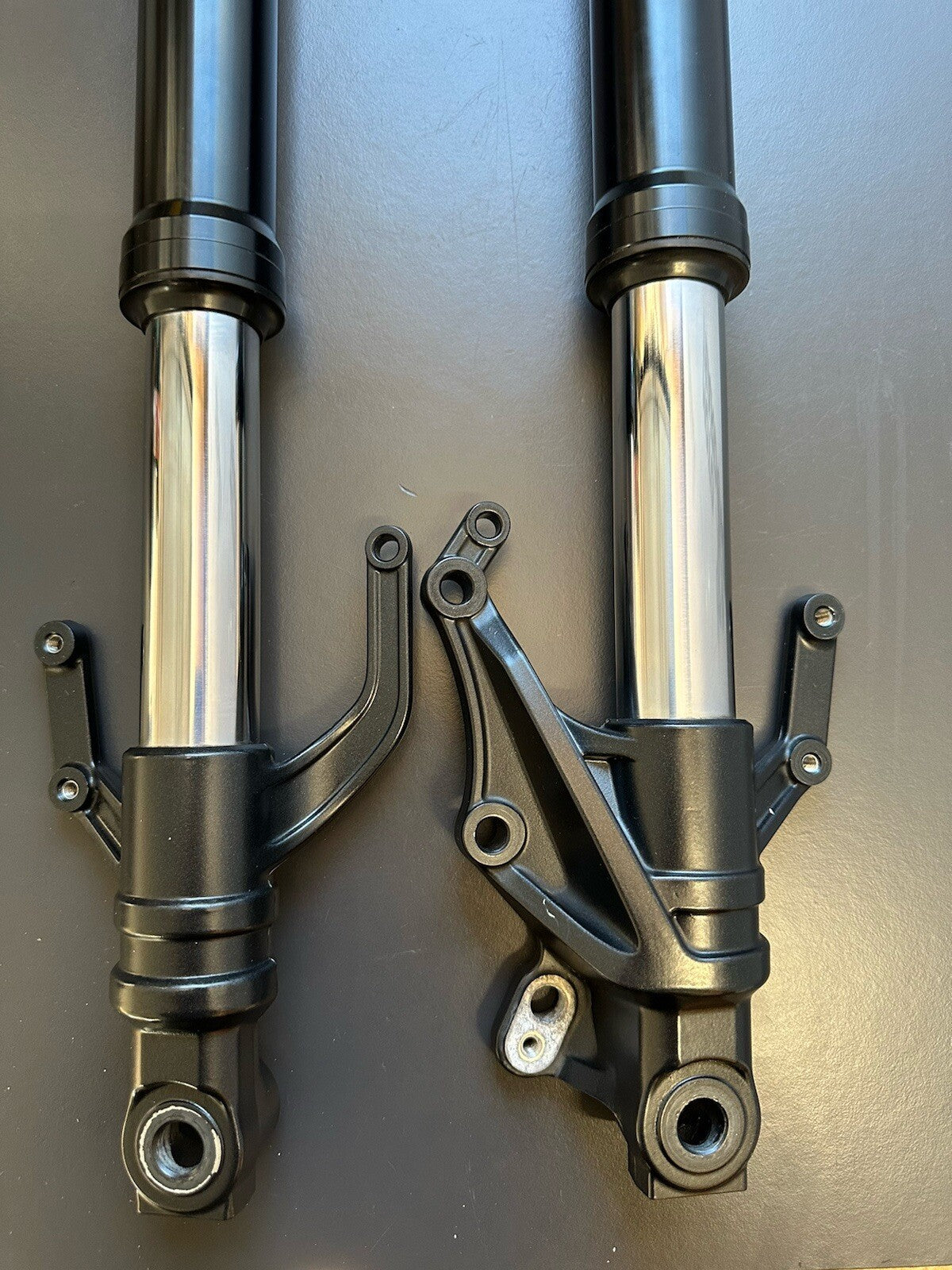 YAMAHA MT-03 MT03 FRONT FORKS SHOCK SUSPENSION Front Suspension OEM 2020 -