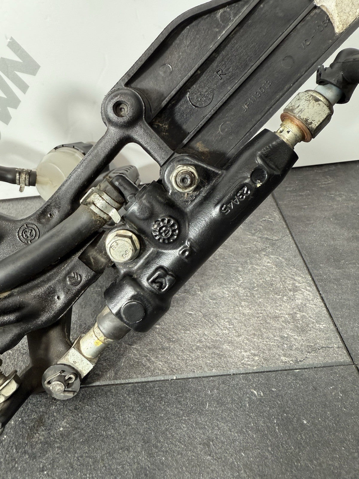 ace38ed7-dfe0-491b-9984-025f1bdc7b67