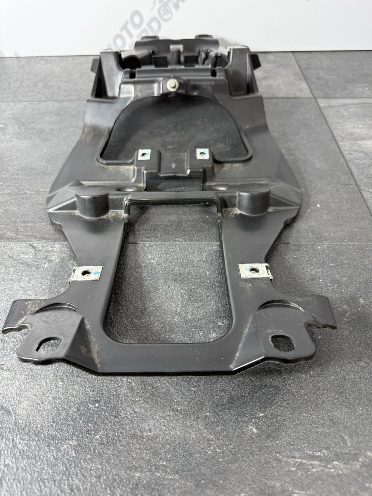 Yamaha YZF R125 R 125 2014 Subframe Inner Tray Panel 26983 Mile 2008-2018 OEM
