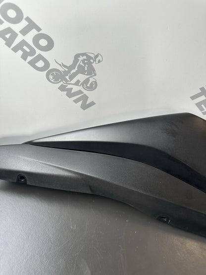 Yamaha MT03 MT-03 Right Rear fairing panel rear Right wing trim 1WD-F1721-00 OEM