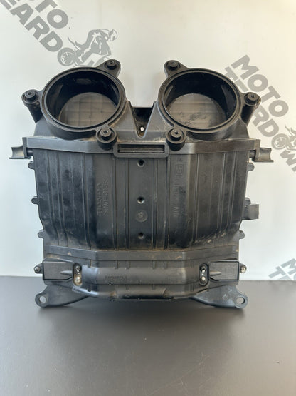 HONDA CBR1000RR Air intake Airbox Trim 2004 2005 RR4 RR5 CBR1000RR Air Intake