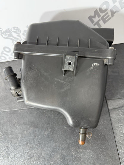 Yamaha YZF R125 R 125 2014 Airbox Air Box Filter 26983 Mile 2008-2018 OEM
